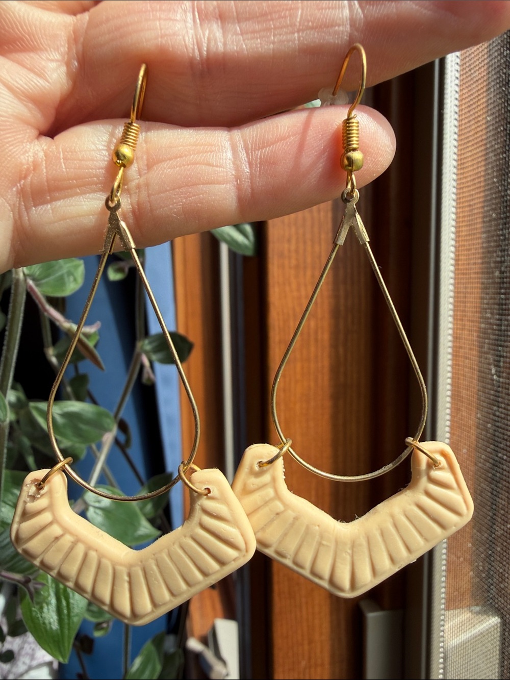 Gold Teardrop Earrings with Cream Fan Pendant